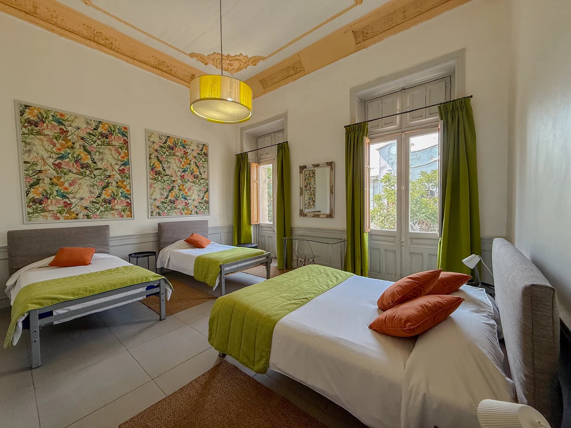 Habitación Cuádruple Estándar at Happy House Santiago — foto 1 de 2